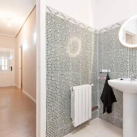 アパート Bonito Y Espacioso Piso En Bilbao. Centro *