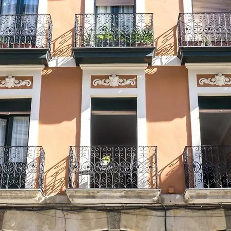 Appartamento Bonito Y Espacioso Piso En Bilbao. Centro *