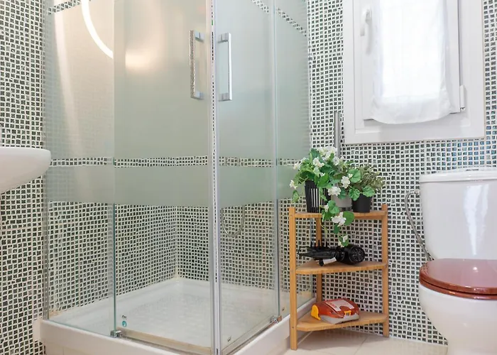 Bonito Y Espacioso Piso En Bilbao. Centro *